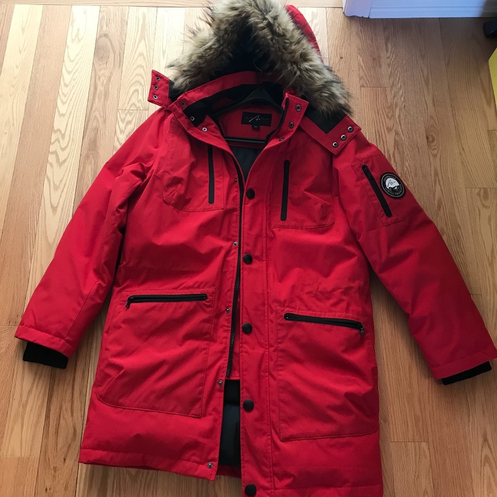 Alpinetek Red Men’s Parka - size Medium